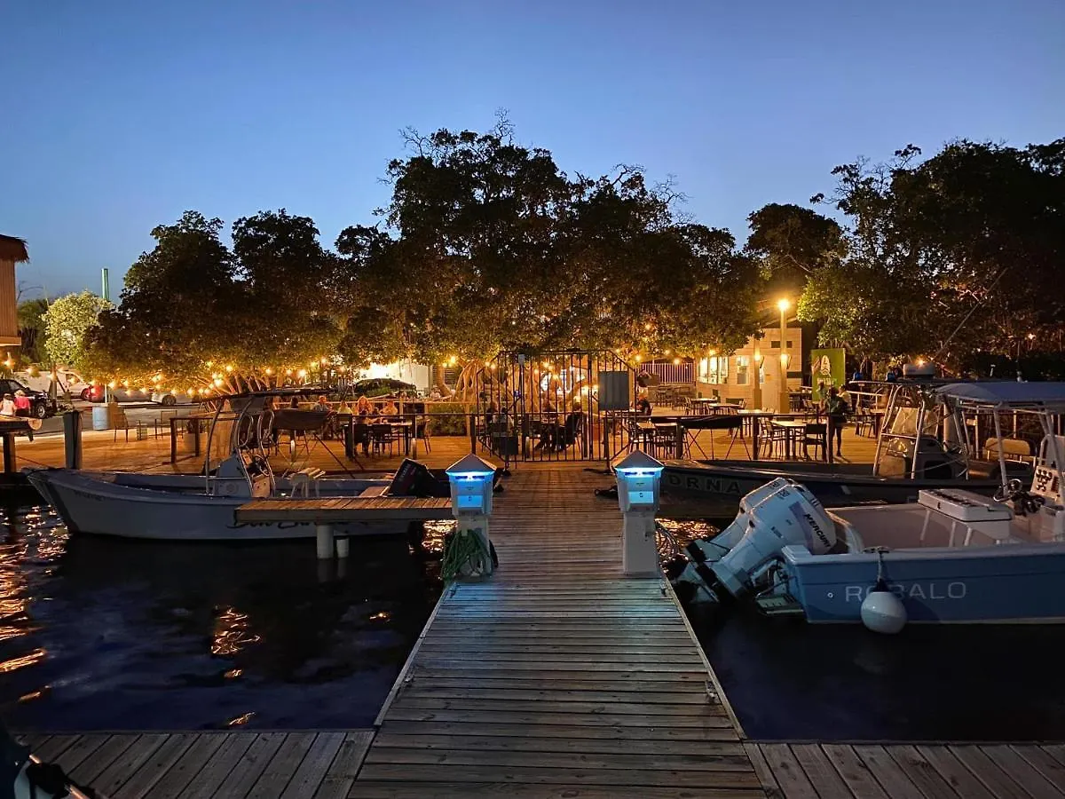 Marina De Salinas Hotel