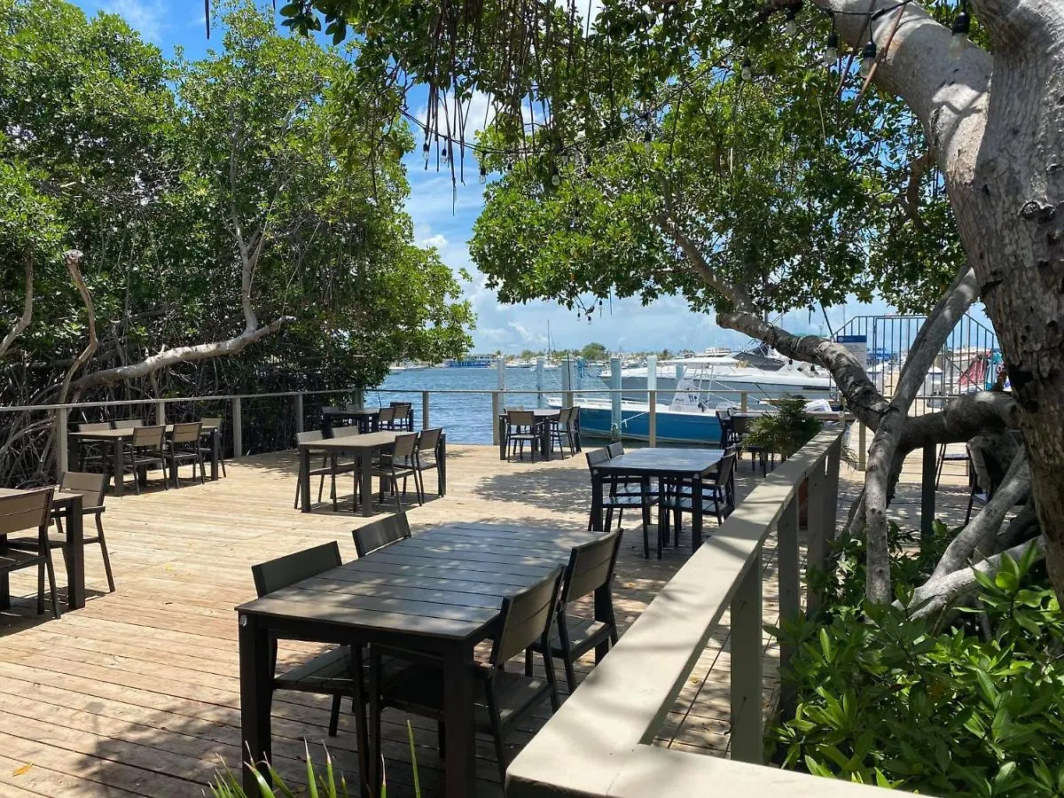 Marina De Salinas Hotel